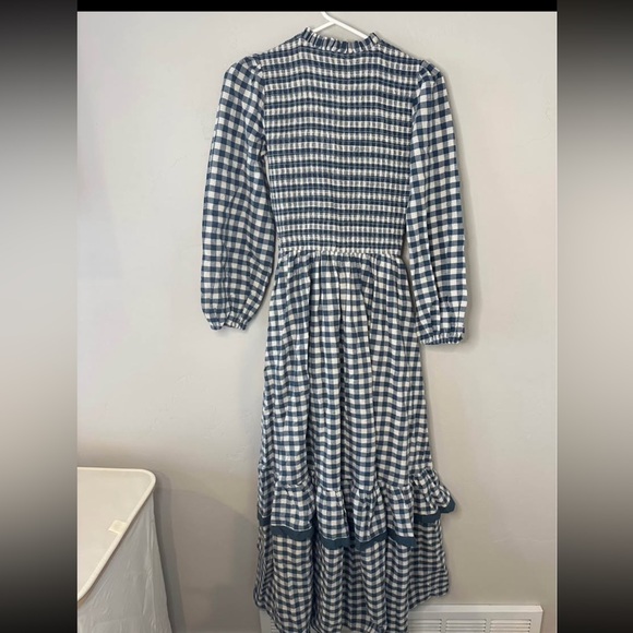 Ivy City Co Blue and White Gingham Women’s Smocked Dress - Picture 4 of 4